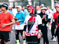 Langkah Karyawan Telkom di GBK Berbuah Bibit Mangrove
