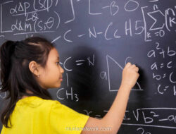 Pendidikan Tanpa Jiwa: Ketika Teknologi Mengalahkan Makna