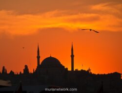 Mimpi Masjid Bukan Sekadar Bunga Tidur, Ini Pesan Spiritual yang Tersembunyi