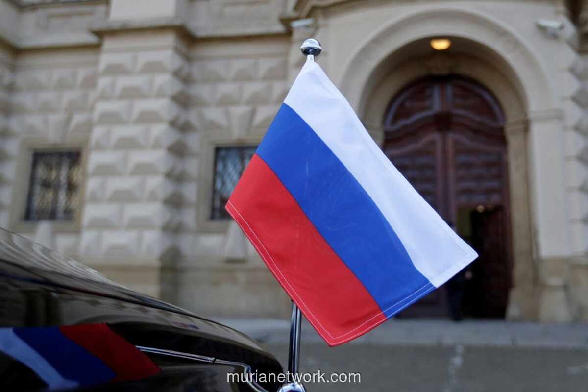 Biaya Daur Ulang Picu Harga Mobil Rusia Melambung, Pasar Diprediksi Capai Titik Terendah