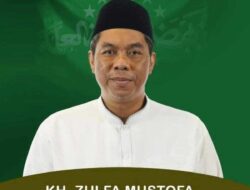 KH. Zulfa Mustofa dan Misi Pemulihan NU ke Khittah Asal