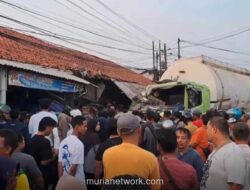 Tragis di Cilacap, Truk Tangki Hajar Terios hingga Ringsek, 4 Tewas