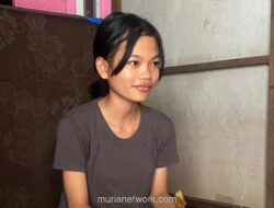 Kisah Fitri: Bertahan di Atas Rawa, Menghidupi Mimpi di Tengah Sunyi