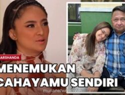 Marshanda Antarkan Ayah ke Peristirahatan Terakhir, Ungkap Rindu Lewat Puisi