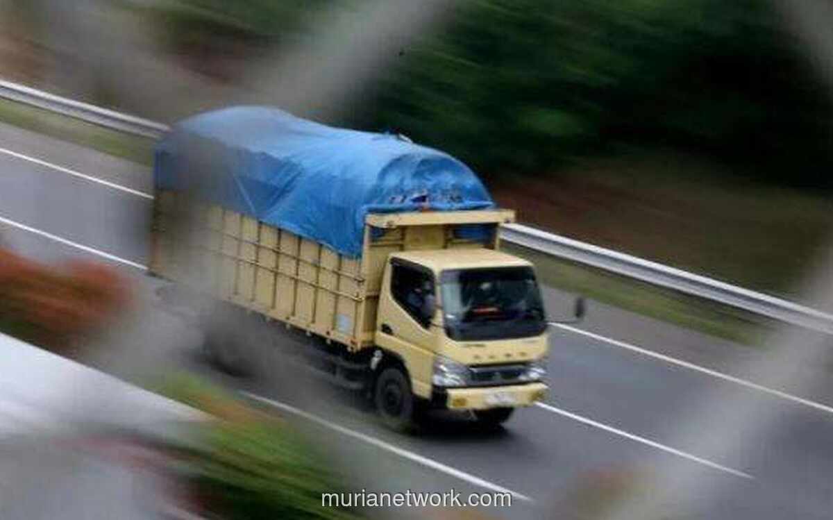 Truk Tronton Dilarang Masuk Tol Sepanjang Nataru, Polisi Siap Tindak Tegas