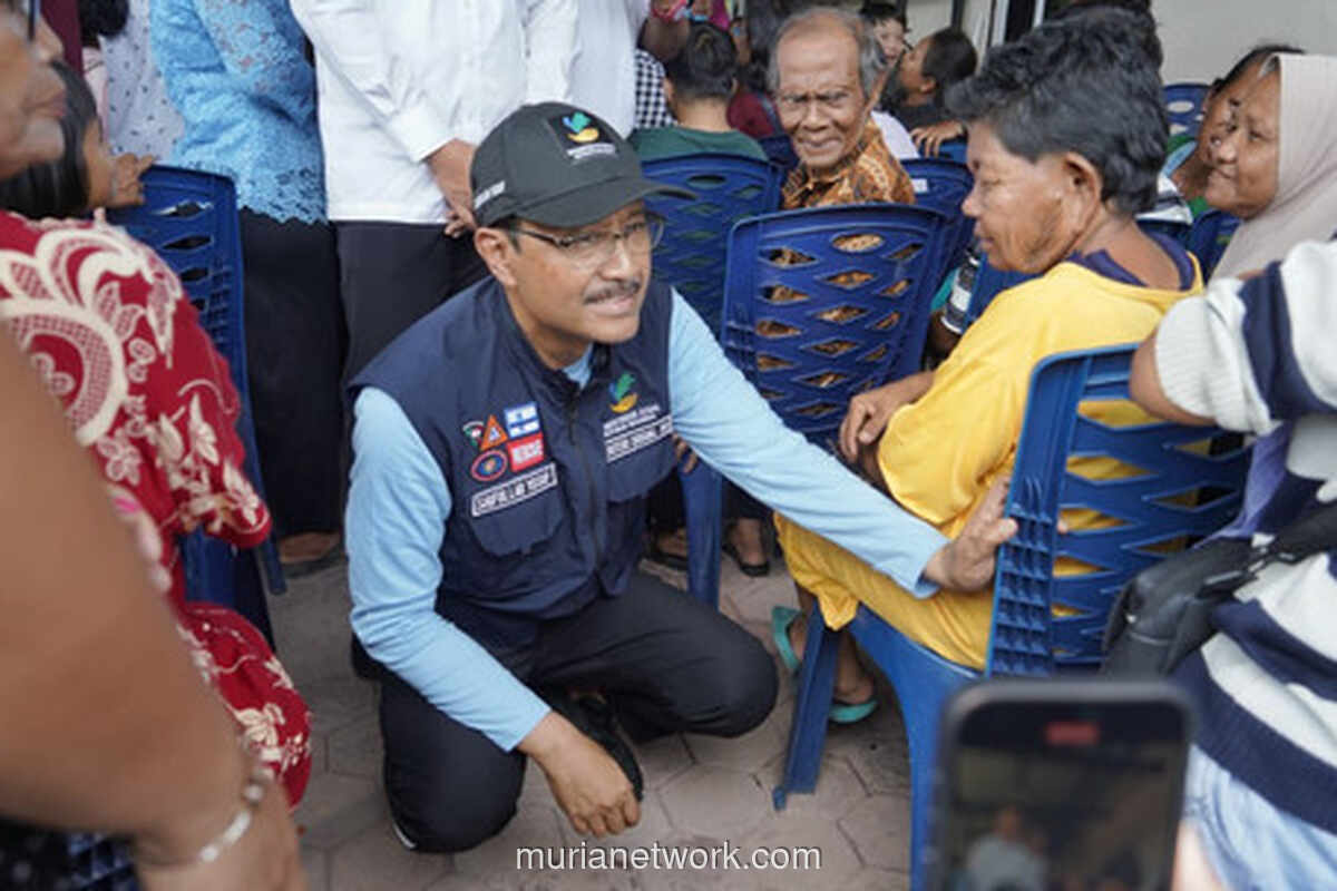 Mensos Salurkan Bantuan Rp 433 Juta untuk Disabilitas Korban Banjir Sibolga