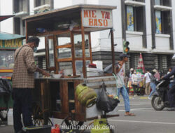 Pasutri Modus Pesan Bakso Hajatan Diciduk Usai Gasak Uang Pedagang
