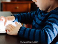 Surabaya Ambil Sikap: Batasi Gawai, Kembalikan Peran Orang Tua