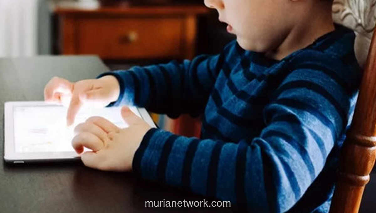 Surabaya Ambil Sikap: Batasi Gawai, Kembalikan Peran Orang Tua