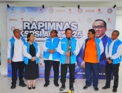 Kapolri Listyo Sigit Resmi Jadi Penasihat KSPSI, Janji Perjuangkan Hak Buruh