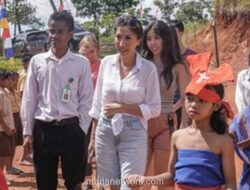 Eks Desainer Lady Gaga Bikin Perhiasan, Dana untuk Sekolah Anak NTT