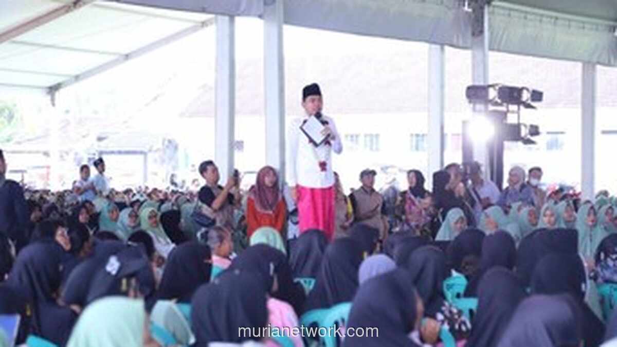 Gus Fawait Blusukan ke Umbulsari, Janjikan KTP Sampai ke Pelosok