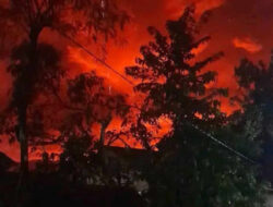 Langit Merah Darah di Panimbang Bikin Warga Heboh, BMKG Beri Penjelasan