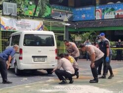 Mobil Pengantar Makanan Siswa Tabrak Guru dan Murid di Cilincing