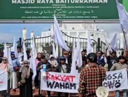 Bendera Putih Berkibar di Baiturrahman, Desak Darurat Nasional untuk Bencana Sumatera