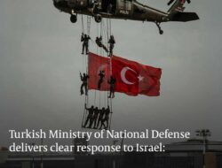 Foto Tarik Tambang Turki yang Jadi Jawaban untuk Tank Israel