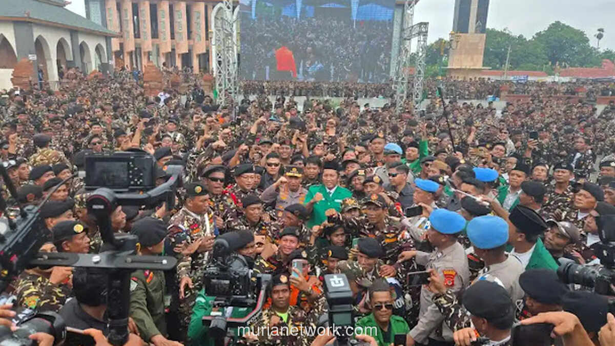 Kapolri Pimpin Apel Banser Cirebon, 11 Ribu Personel Siap Amankan Nataru