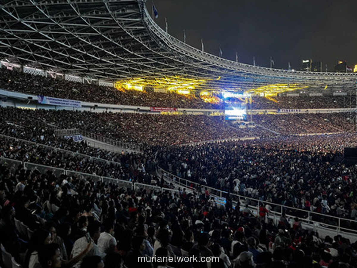 Ribuan Jemaah Padati GBK untuk Ibadah Natal Akbar Gereja Tiberias