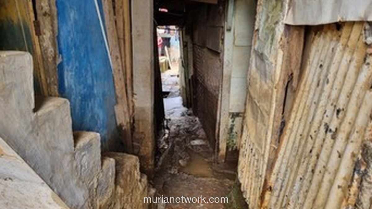 Tamu Tak Diundang di Kampung Melayu: Surut Siang, Warga Waspada Banjir Malam