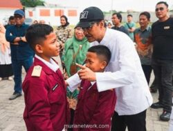 Gus Ipul Blusukan ke Sekolah Rakyat, Semangati Siswa yang Belajar Jepang Otodidak