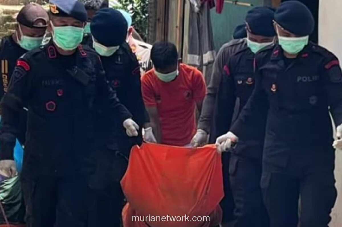 Di Tengah Reruntuhan Longsor Sibolga, Seorang Brimob Temukan Jenazah Ibunya Sendiri