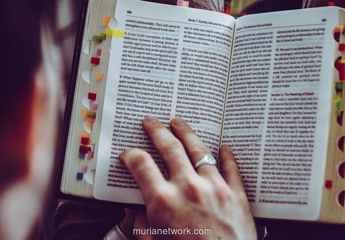 Mimpi Membaca Buku: Isyarat Bawah Sadar atau Alarm untuk Belajar?