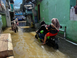 Rob Kembali Genangi Muara Angke, Warga Sudah Anggap Biasa