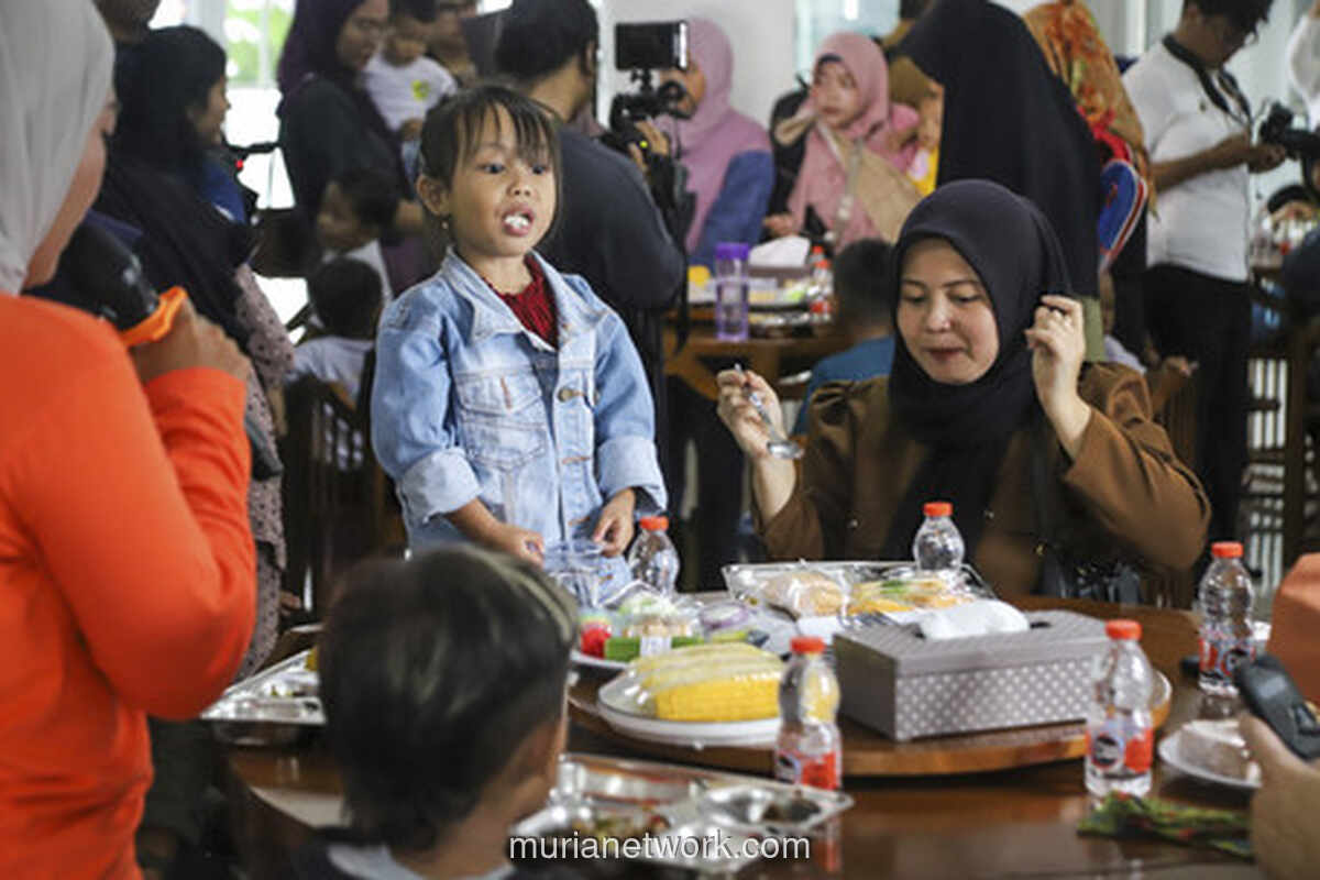 Program Makan Bergizi SMPN 1 Tamansari Berjalan Mulus, Jimmy Hantu Tangani Menu
