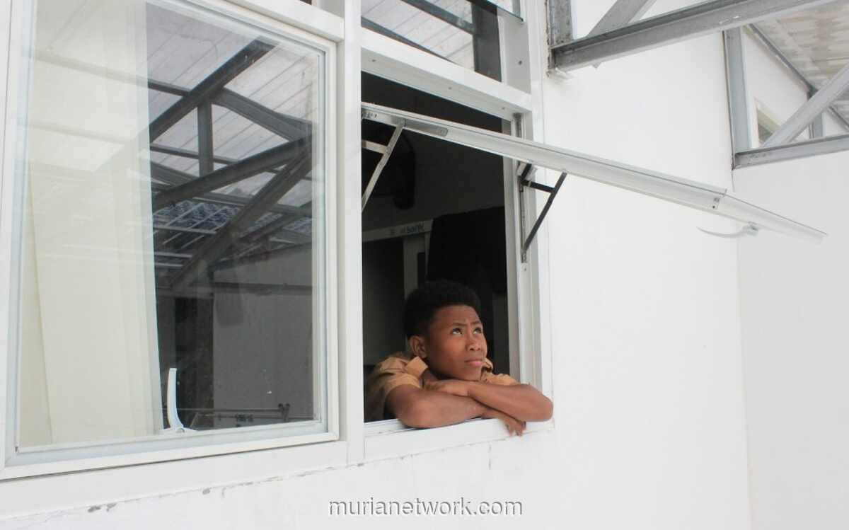 Harapan Baru di Kaki Gamalama: Kakek Subuh dan Cucunya Kembali Punya Rumah dan Sekolah