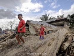 Di Tengah Reruntuhan, Tawa Anak-anak Menyembuhkan Luka Banjir Aceh Tamiang