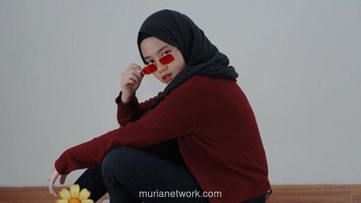 Hanin Dhiya Hadirkan Lagu Patah Hati yang Berujung Penerimaan