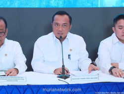 Prasetyo Hadi: Pemerintah Tak Hanya Fokus Sumatera, Pantau Banjir Kalsel dan Kecelakaan Labuan Bajo