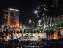 Tanpa Kembang Api, Semangat Malam Tahun Baru di Bundaran HI Tetap Membara