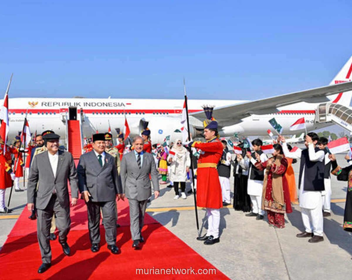 Jet Tempur Pakistan Kawal Prabowo, Sambutan Meriam 21 Kali Warnai Kunjungan ke Islamabad