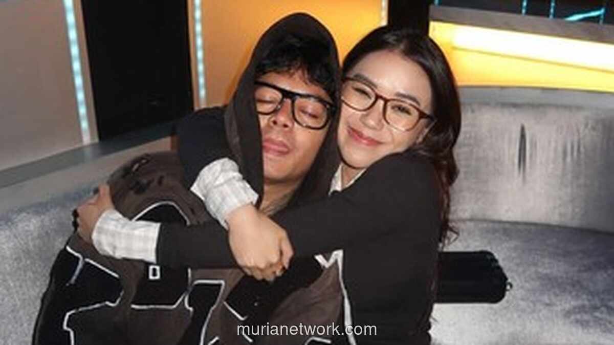 Ibu Lula Lahfah Tak Berkutik Saat Reza Arap Mendekati Putrinya