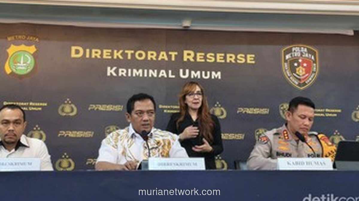 Polda Metro Jaya Tunjukkan Ijazah Asli Jokowi, Status Tersangka Roy Suryo Tak Berubah