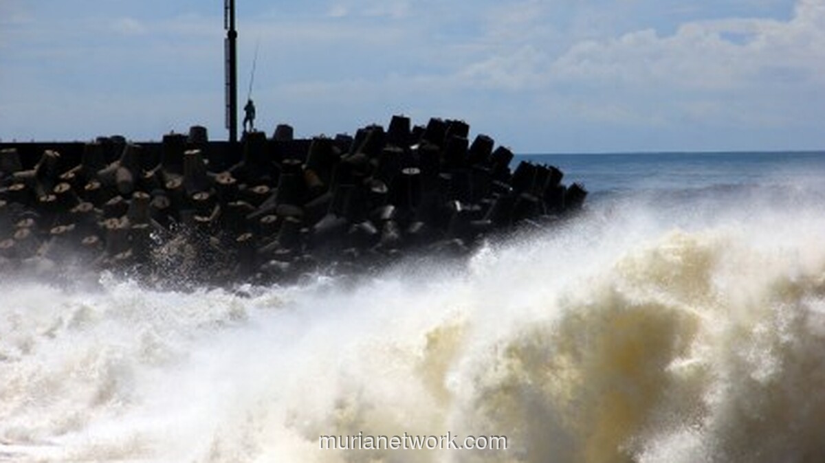 Siklon Harley Menguat, Waspada Hujan Lebat dan Gelombang Tinggi di Nusa Tenggara