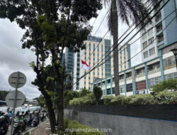 Kabel Semrawut di Trotoar Cawang, Ancaman Tersembunyi bagi Pejalan Kaki