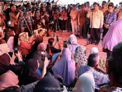 Prabowo Turun Langsung ke Padang Pariaman, Janjikan Percepatan Bantuan Pasca Banjir