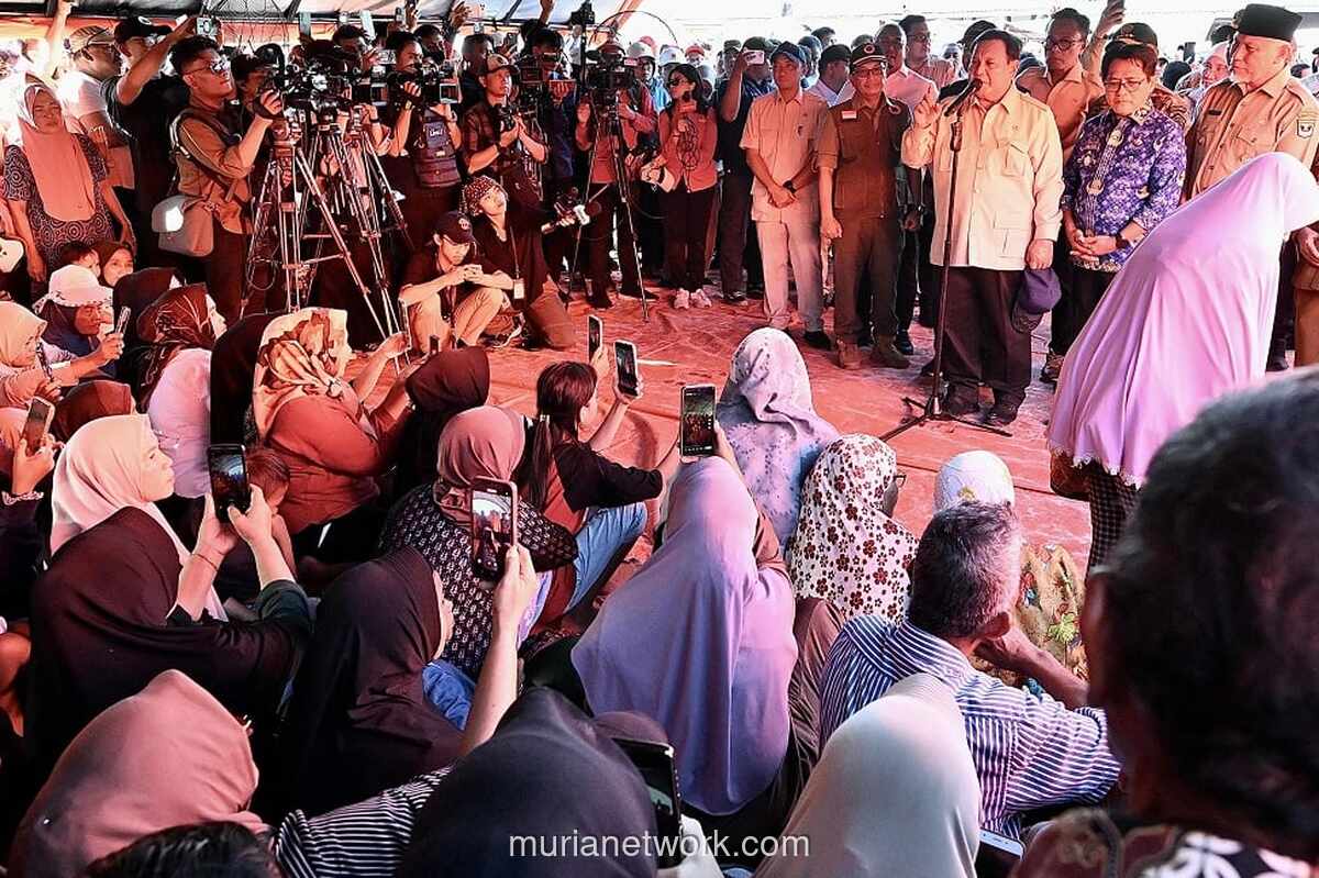 Prabowo Turun Langsung ke Padang Pariaman, Janjikan Percepatan Bantuan Pasca Banjir