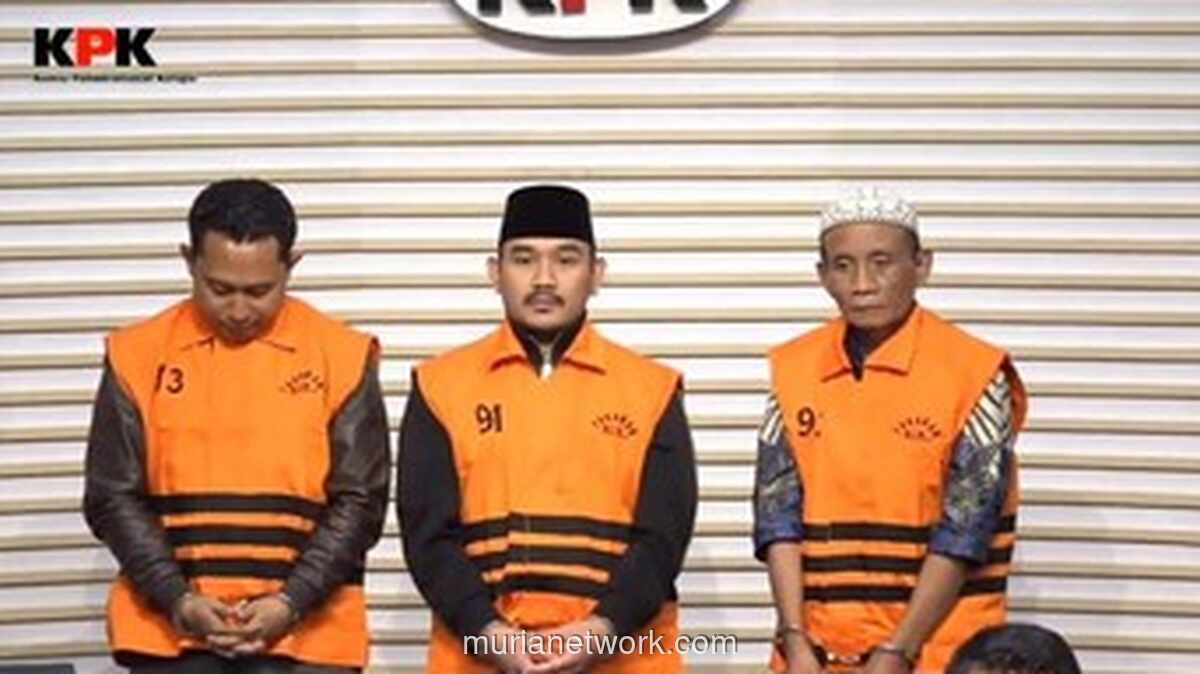 Bupati Bekasi dan Ayahnya Ditahan KPK Terkait Ijon Proyek Rp 9,5 Miliar