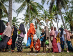 Dua Juta Jiwa Terdampak, Pengungsi Aceh Bertahan di Bawah Terpal
