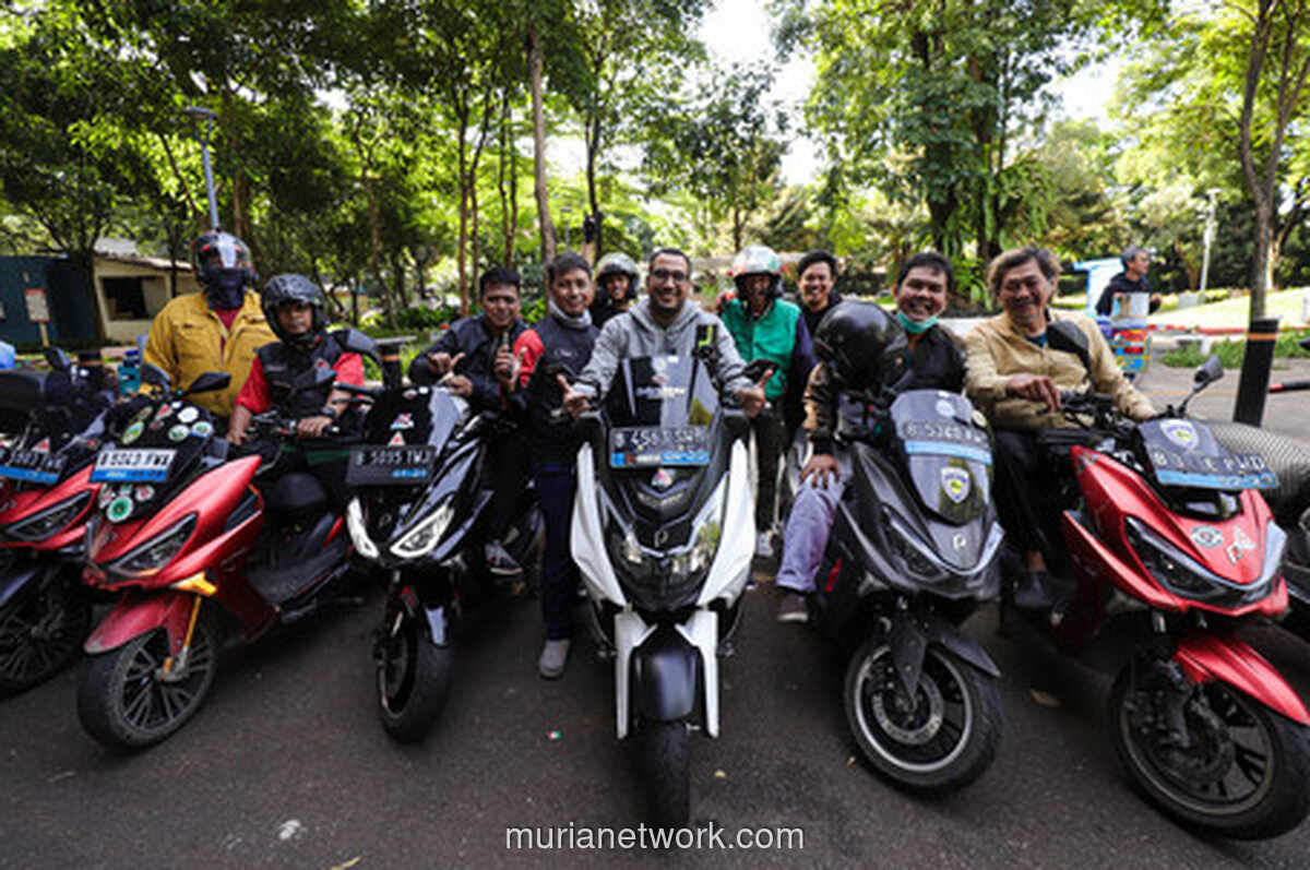 Sunmori Unik di Jakarta: Derum Motor Listrik dan Bensin Bersautan di Taman Mataram