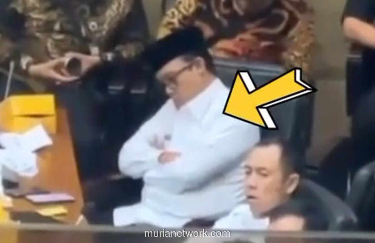 Bupati Lampung Tengah Kembali Viral, Tidur Pulas di Rapat DPR RI