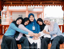 Amplop Kebahagiaan Bunda Lina: Menyulam Harapan di Asrama Penuh Cerita