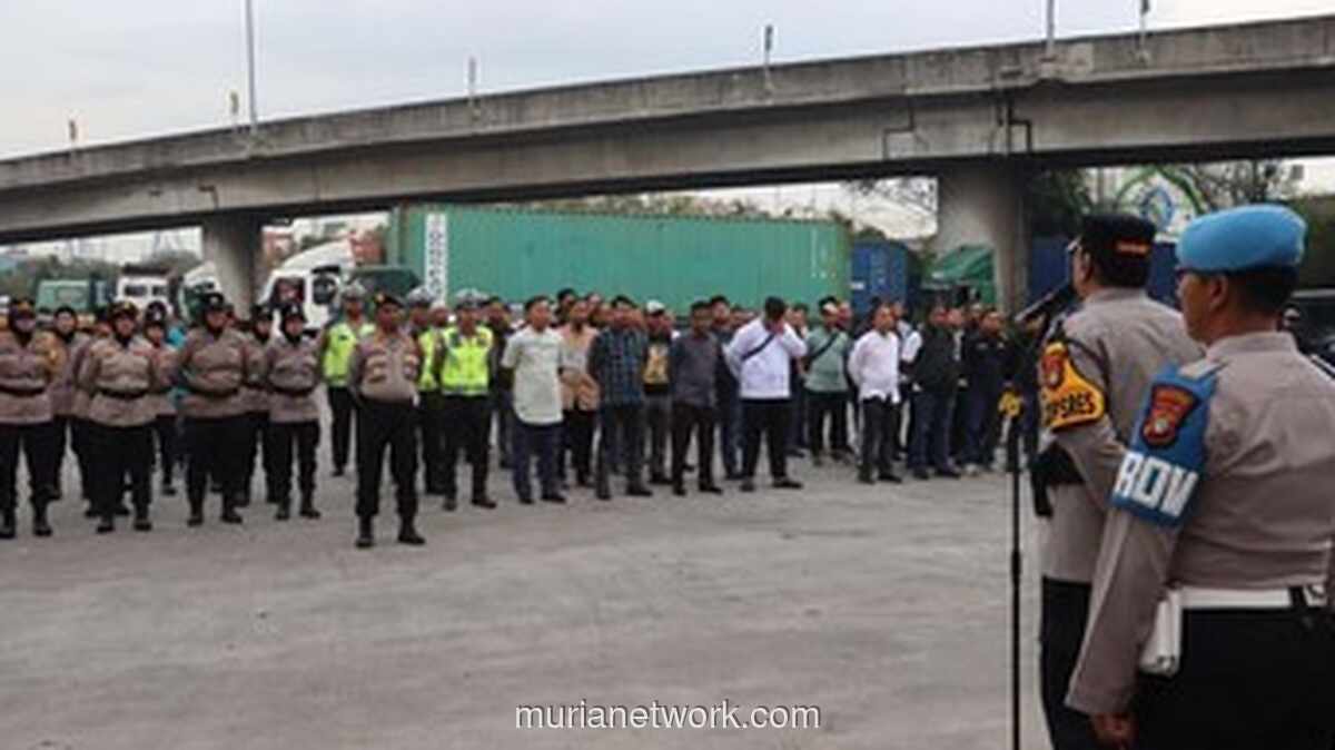 Ribuan Jamaah Padati Mbah Priok dalam Malam Dzikir dan Salawat