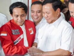 Desakan Mencopot Menhut Bergema Usai Banjir Bandang Melanda Sumatra