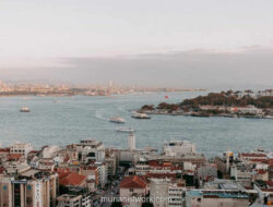 Selat Hormuz: Bom Waktu yang Menentukan Nasib Ekonomi Global