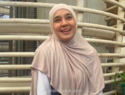 Dhini Aminarti Semangati Ribuan Perempuan di Ajang Lari Senayan