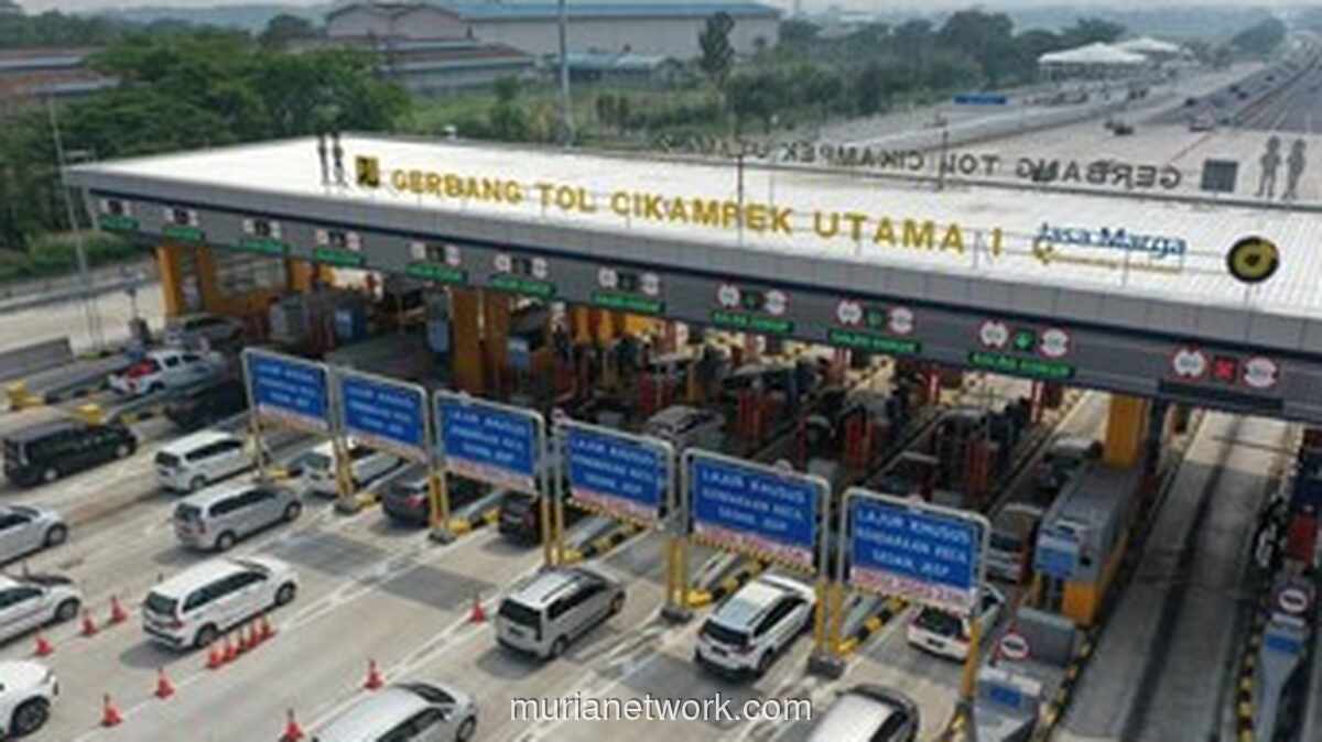 Rekor Baru Arus Mudik: 57 Ribu Kendaraan Serbu Tol Cikampek di Hari Natal
